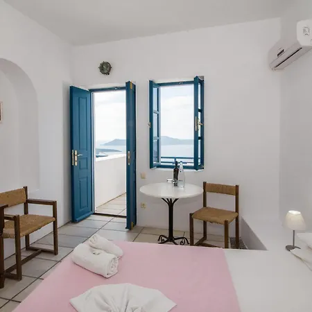 Hotel Reflexions Volcano Fira (Santorini)